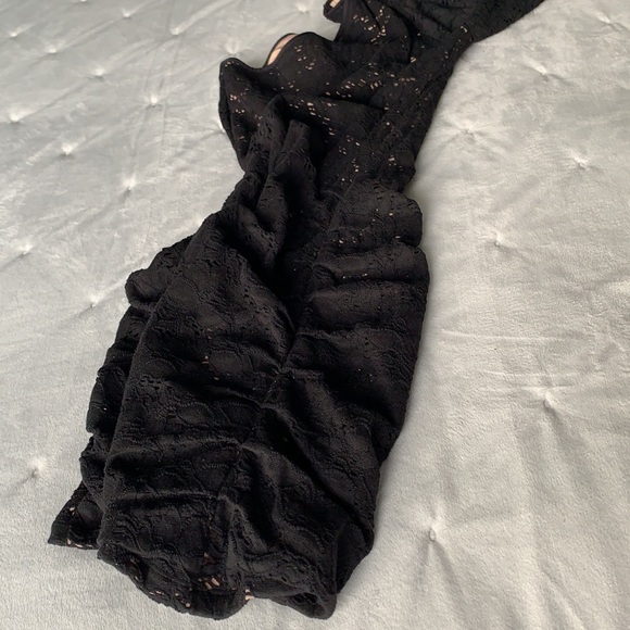 🖤🖤 BCBG STRETCH LACE BODYCON COCKTAIL DRESS - Picture 5 of 10